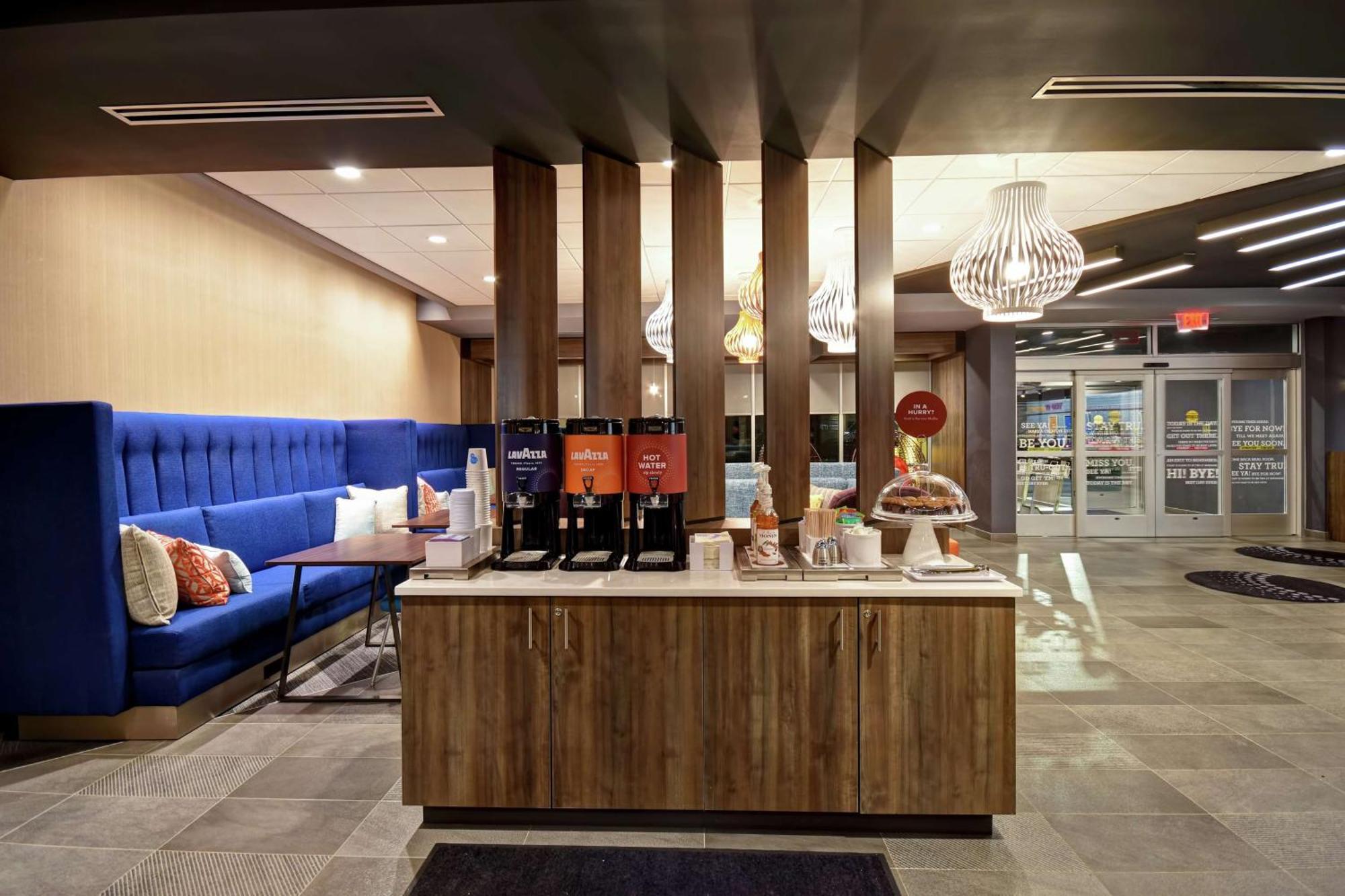 Tru By Hilton Cincinnati Airport South Florence Bagian luar foto